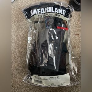 TWO SAFARI-LAND RH Tactical/Military Thigh holster forSIG P220R- SIG P226R Black